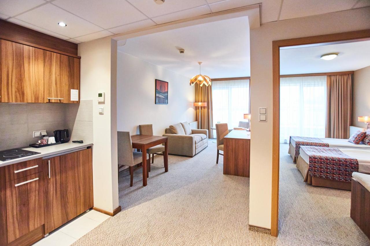 Arche Hotel Pulawska Residence Warszawa Extérieur photo