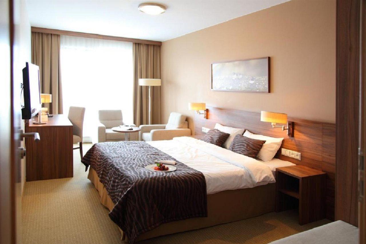Arche Hotel Pulawska Residence Warszawa Extérieur photo