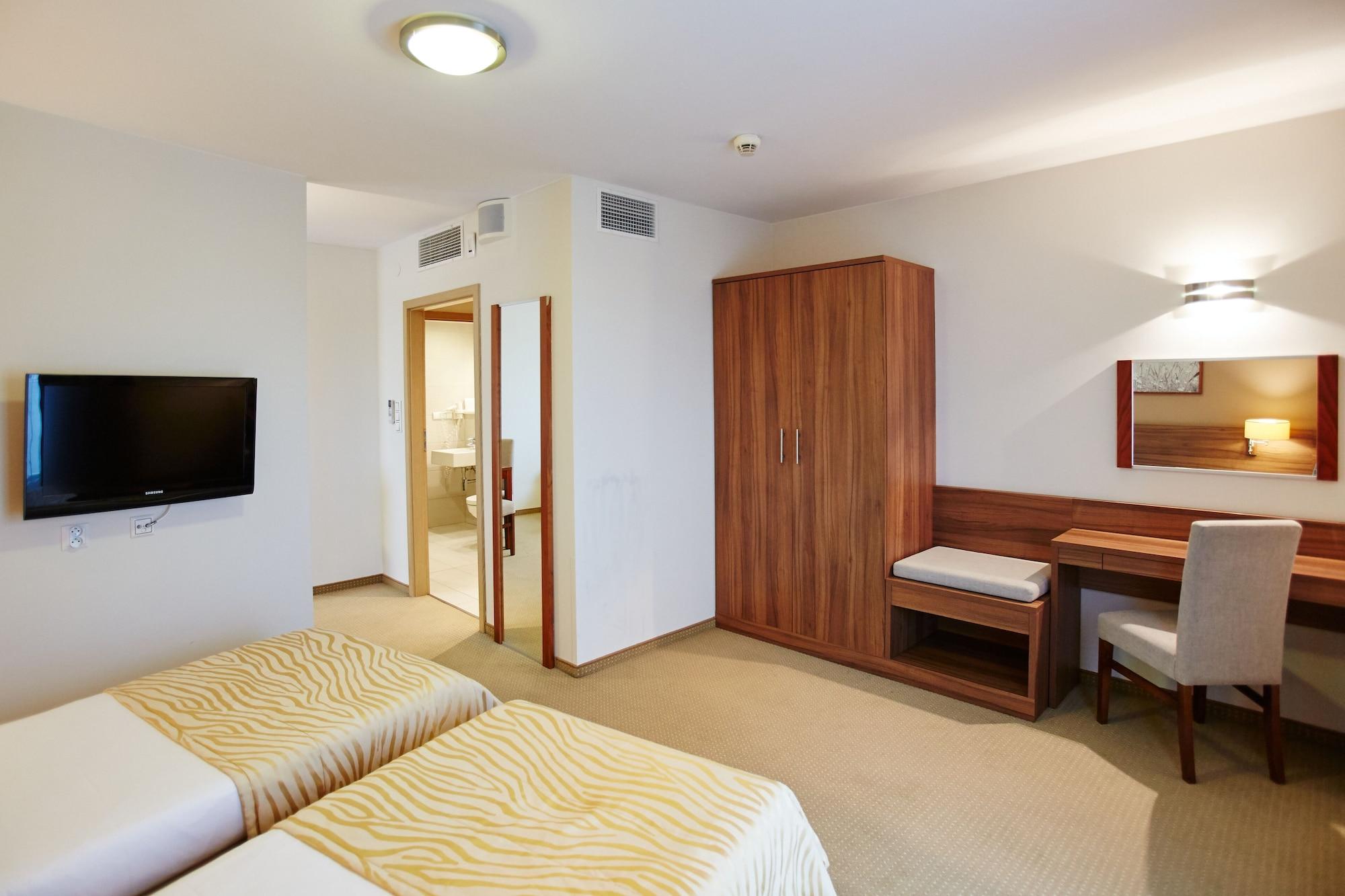 Arche Hotel Pulawska Residence Warszawa Extérieur photo