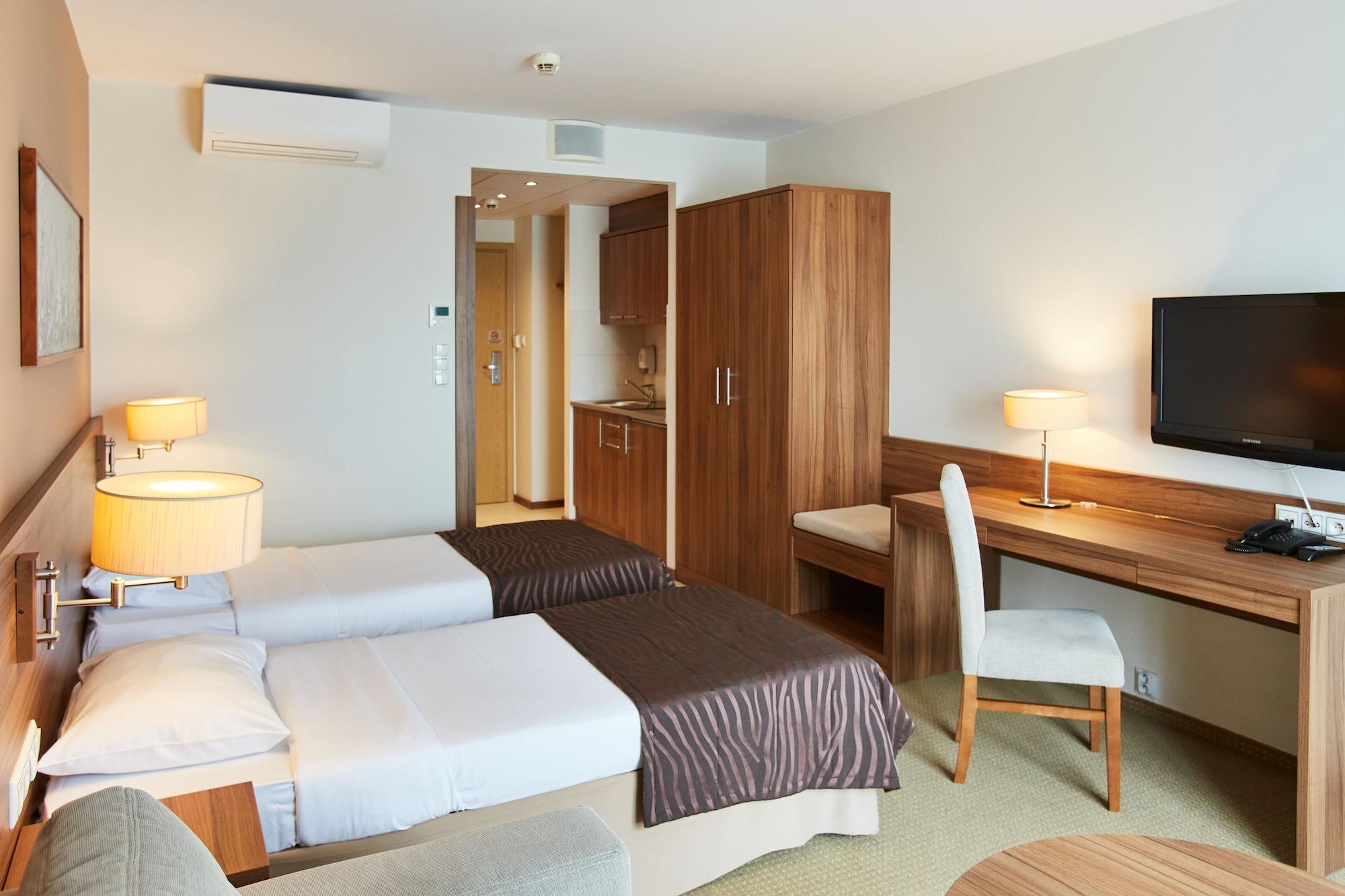 Arche Hotel Pulawska Residence Warszawa Extérieur photo