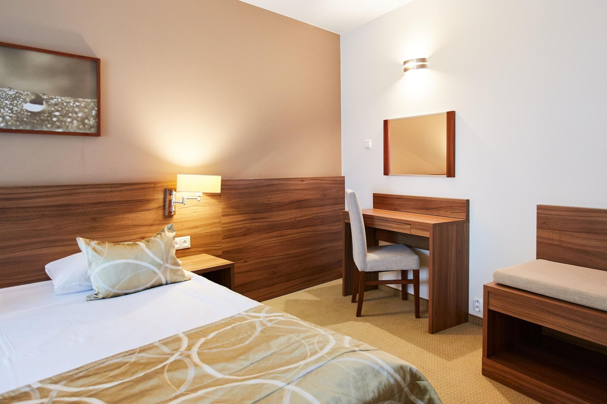 Arche Hotel Pulawska Residence Warszawa Extérieur photo