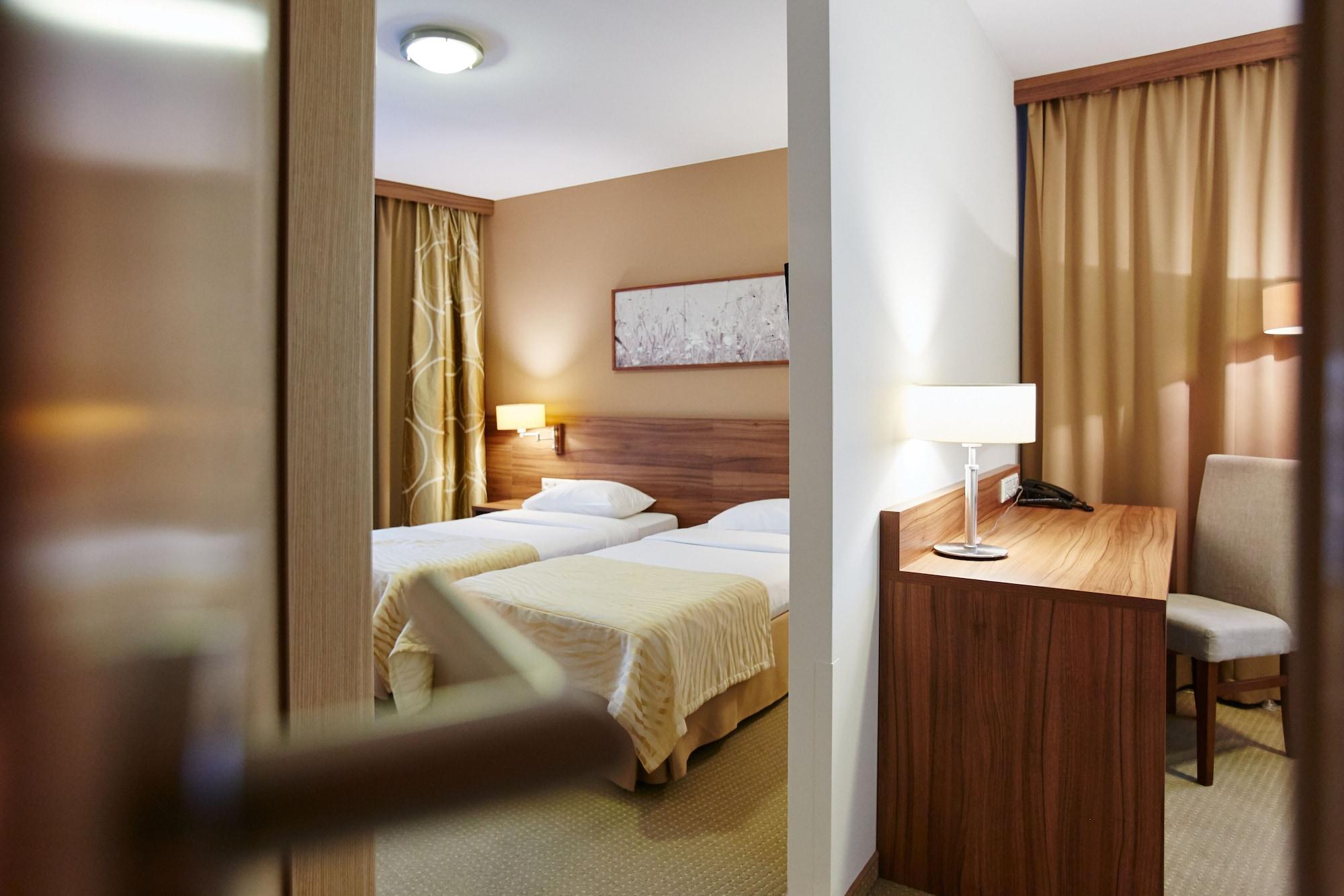 Arche Hotel Pulawska Residence Warszawa Extérieur photo