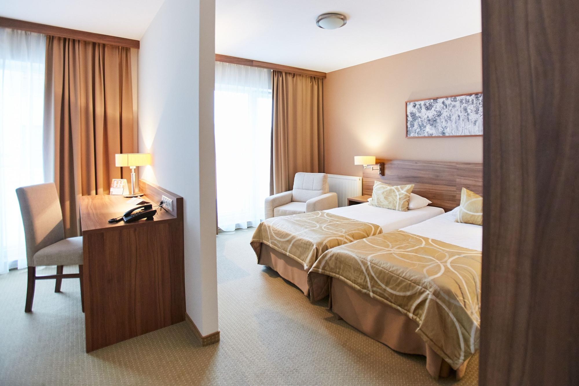 Arche Hotel Pulawska Residence Warszawa Extérieur photo