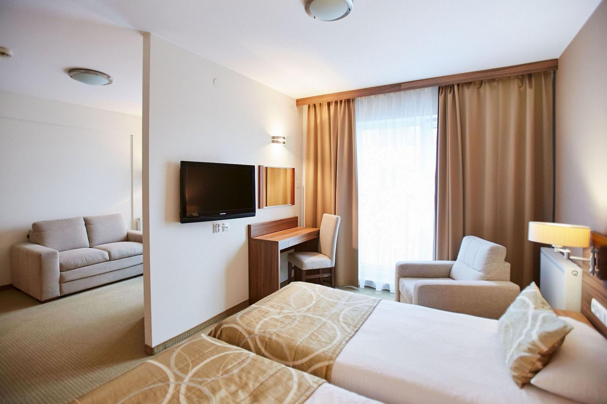 Arche Hotel Pulawska Residence Warszawa Extérieur photo
